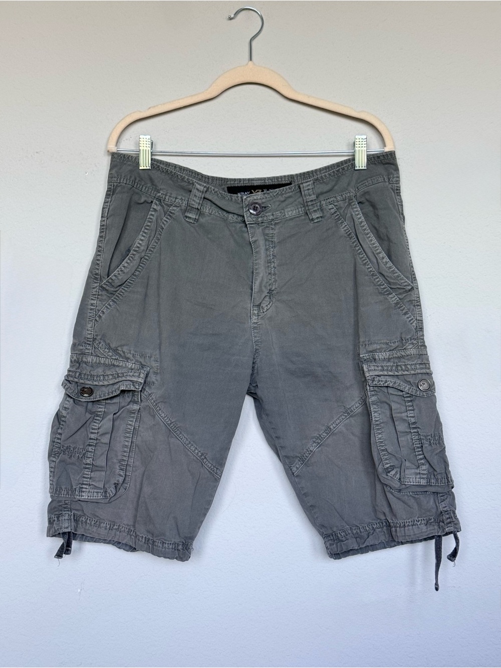 XRAY Jeans Gray Cargo Shorts with Drawstring Hem Size 32 Men's